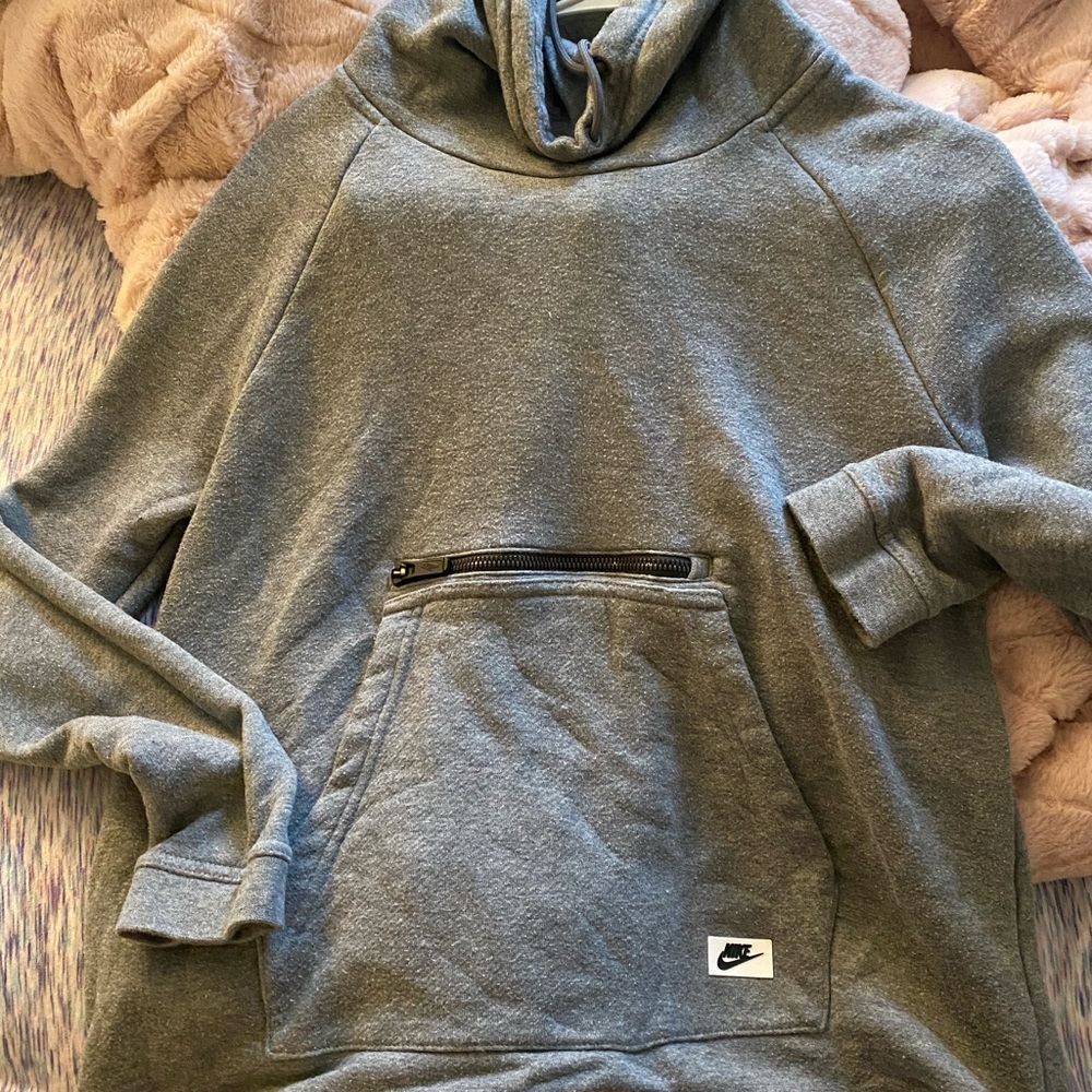 Grey Nike jogging suit, worn twice
